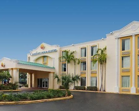 컴포트 인 앤 스위트 포트 로더데일 웨스트 턴파이크 Lauderdale Lakes 외부 사진